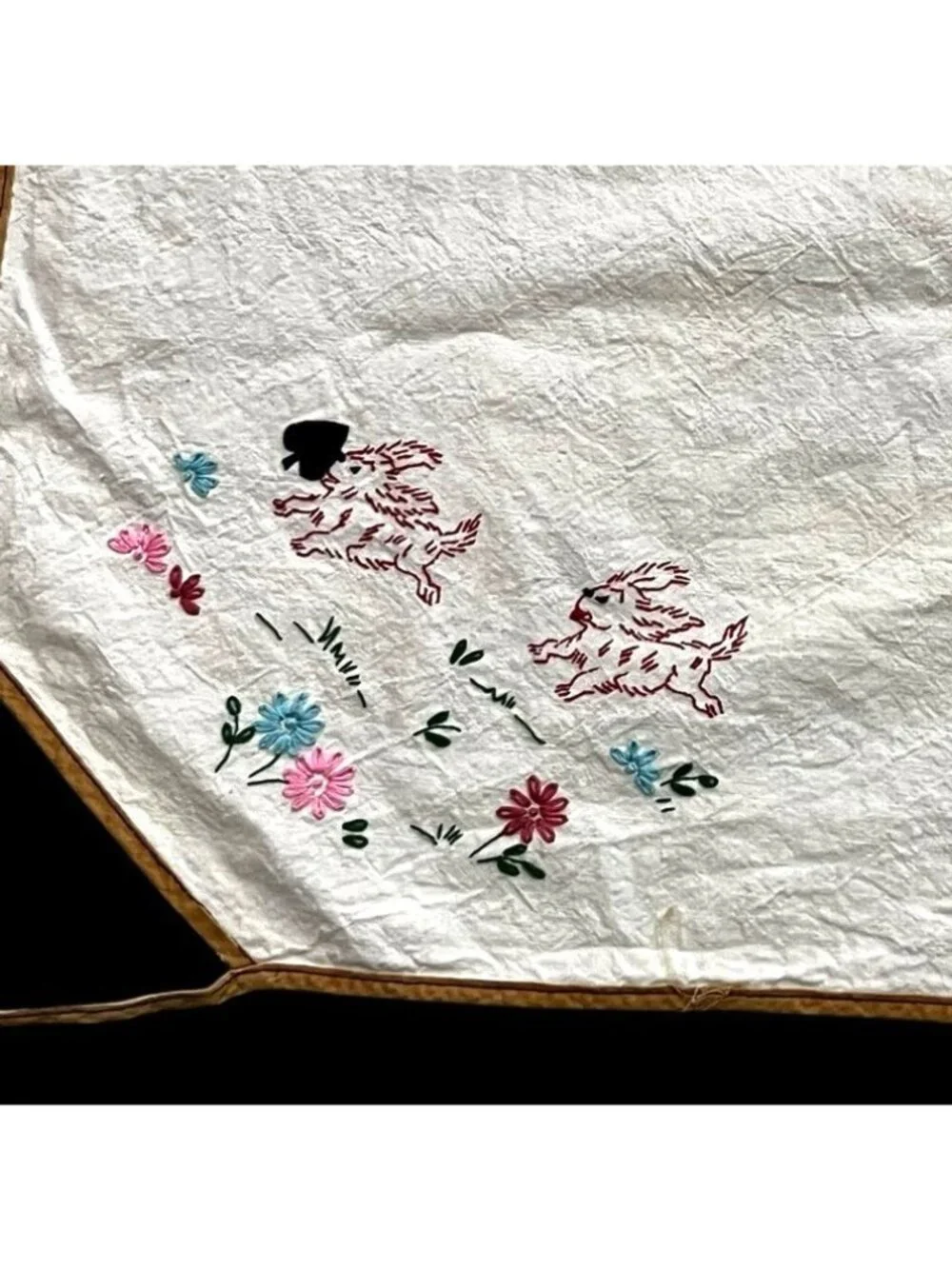 Dog Embroidered Playing Card Table Cover Tablecloth Bridge Hearts Spades Clubs